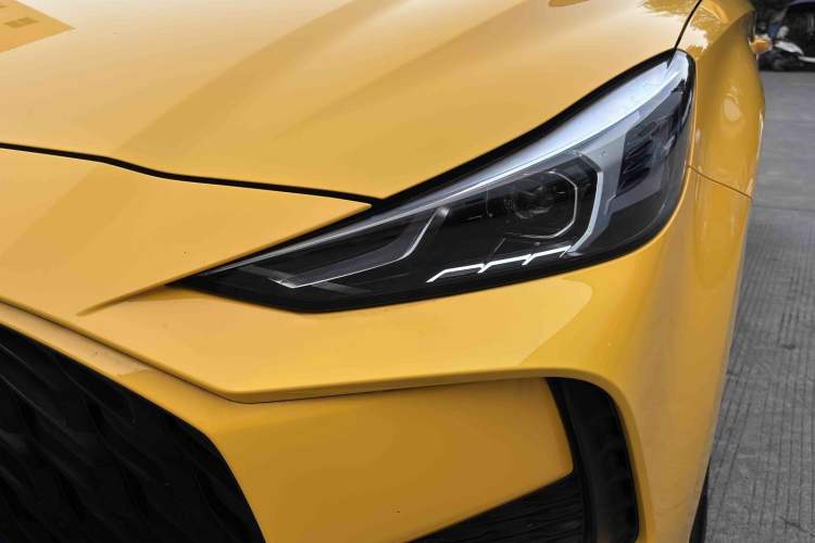 Used MG 5 2021 180 DVVT CVT Youth Luxury Edition
