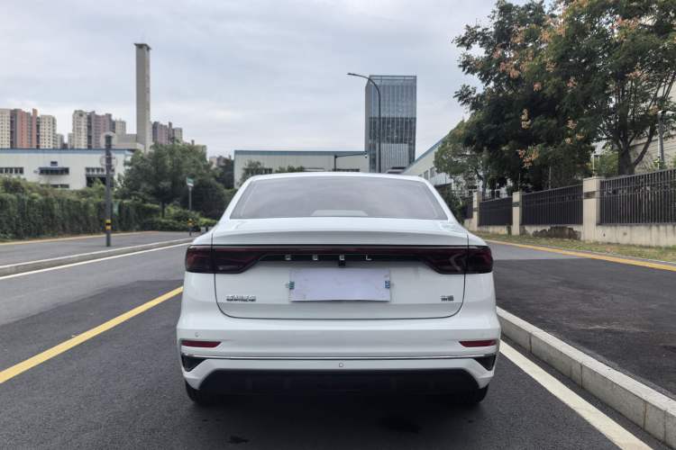 Used Geely Auto Emgrand 2025 4th Generation 1.5L CVT Flagship Version
