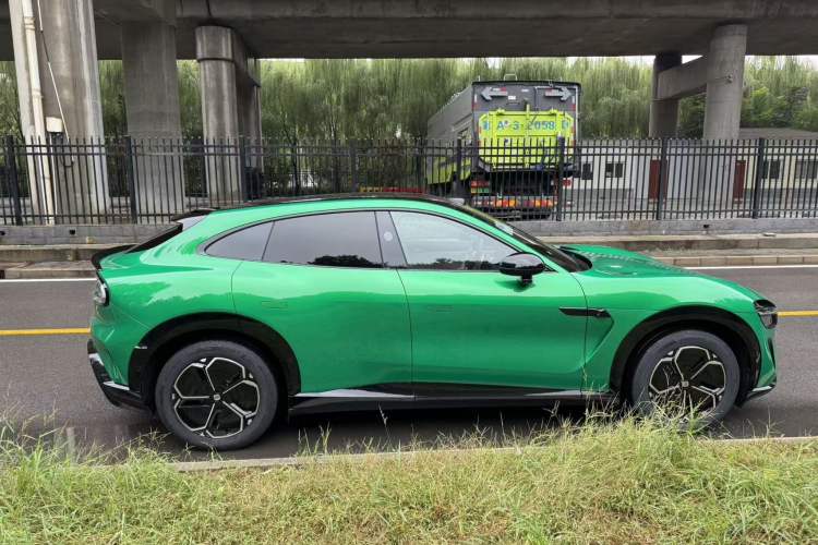 Used  YU7 2025 Ultra-Long Range Rear-Wheel Drive Version
