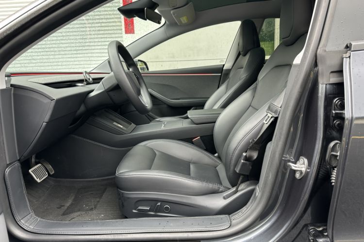 Used Tesla Model 3 2023 Rear-Wheel-Drive Version
