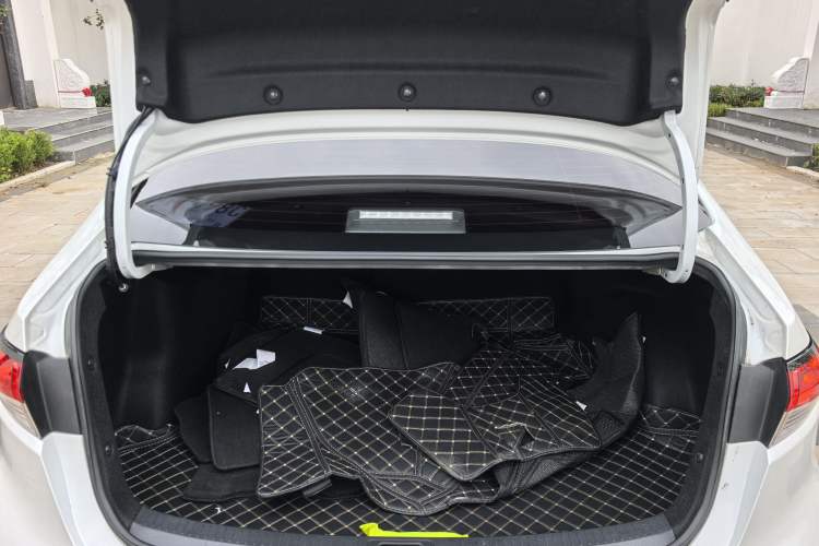 Used Toyota Levin 2022 185T CVT Luxury Edition
