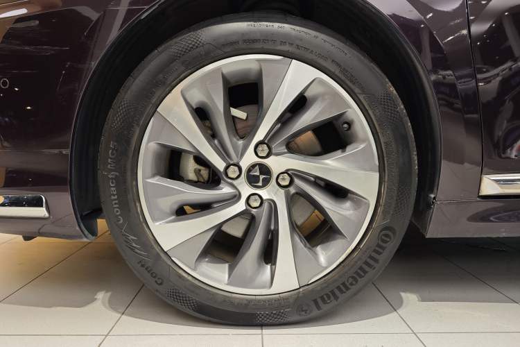 Used  5LS 2016 1.6T Luxury Edition THP160
