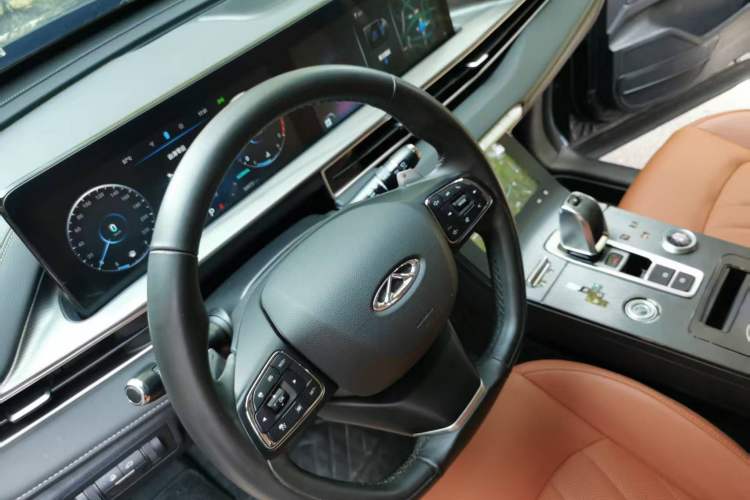 Used Chery Tiggo 8 PLUS 2022 Kunpeng Edition 390TGDI DCT Four-Wheel Drive Luxury Version
