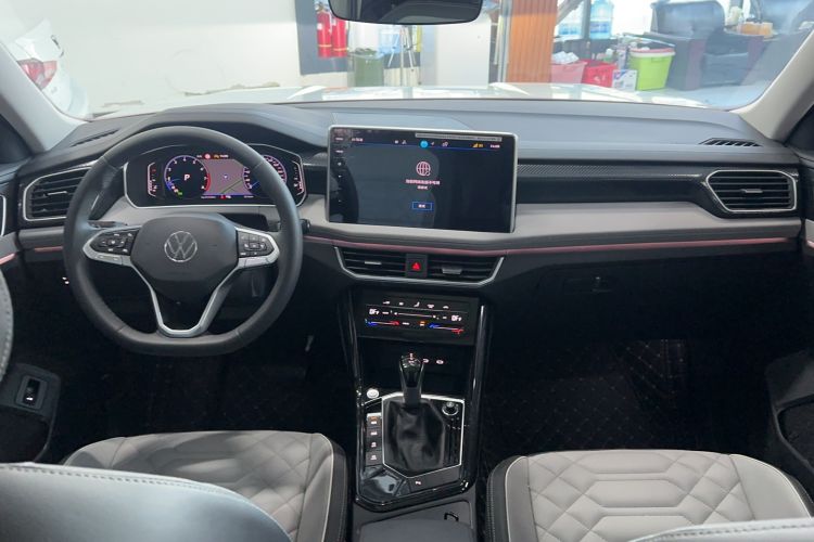 Used Volkswagen Tayron 2024 300TSI Two-Wheel-Drive Luxury Plus Advanced Version
