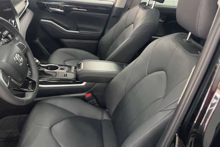 Used Toyota Highlander 2022 Dual-Engine 2.5L Four-Wheel Drive Prestige Version 7 Seats