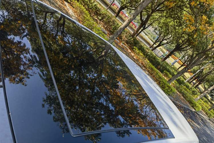 Used Volkswagen Golf 2017 1.6L Automatic Comfort Million-Vehicle Anniversary Edition
