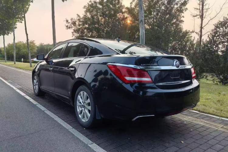 Used Buick LaCrosse 2013 2.4L SIDI Elite Comfort Version
