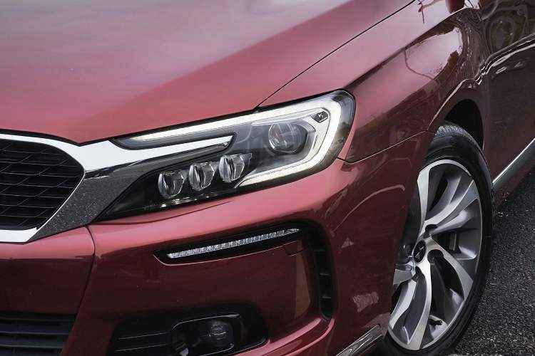 Used  4S 2018 30THP Dynamic Edition