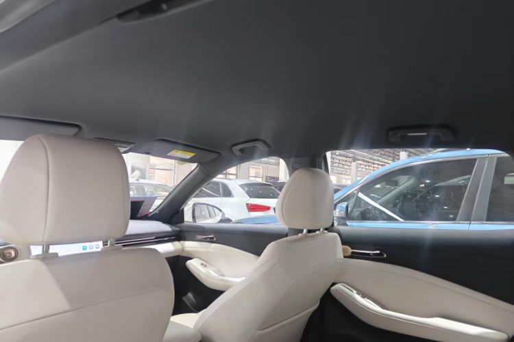 Used Baojun Yunhai 2024 140km Plug-in Hybrid Version
