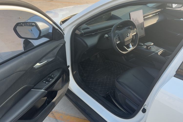 Used Changan Eado 2024 1.5T GDI Automatic Prestige Edition
