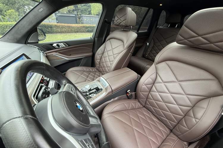 Used BMW X5 2022 Restyled xDrive 40Li M Sport Package
