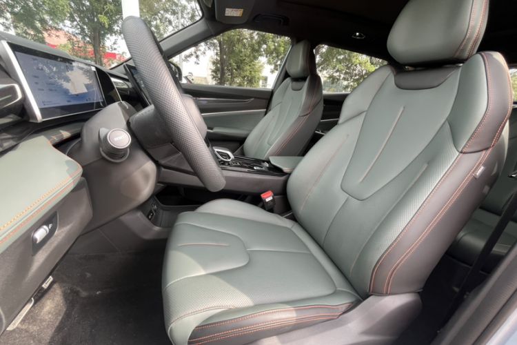 Used Geely Auto Emgrand X7 Sport 2024 1.5TD Prestige Edition
