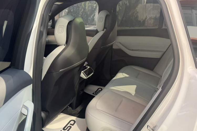 Used Nio ES6 2024 75 kWh
