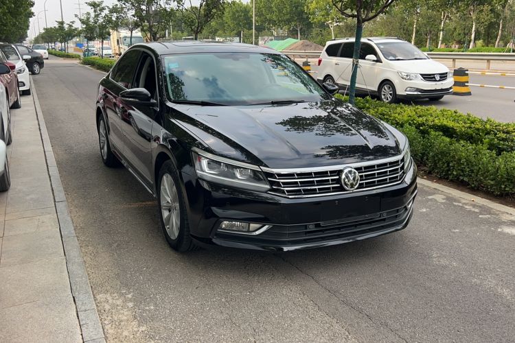 Used Volkswagen Passat 2017 330TSI DSG Luxury Edition
