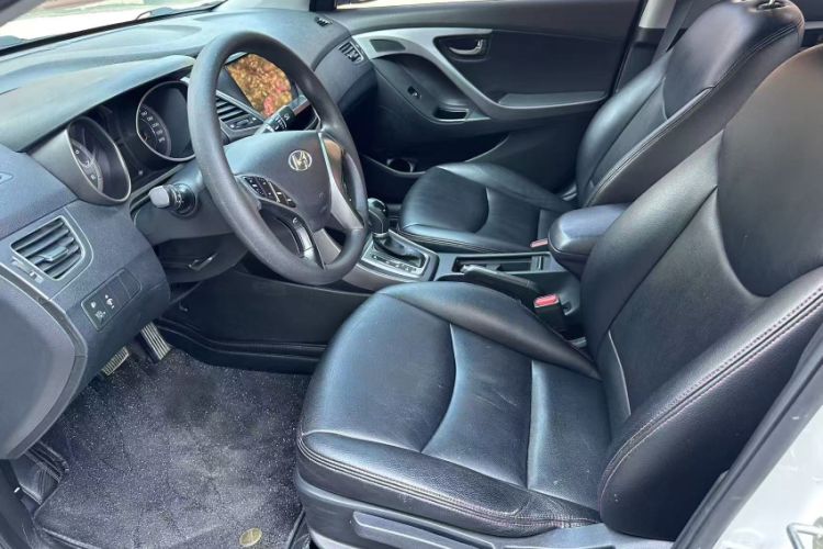 Used Hyundai Elantra 2016 1.6L Automatic Smart Version