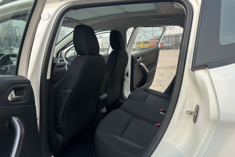 Used Peugeot 2008 2014 1.6L Automatic Fashion Edition
