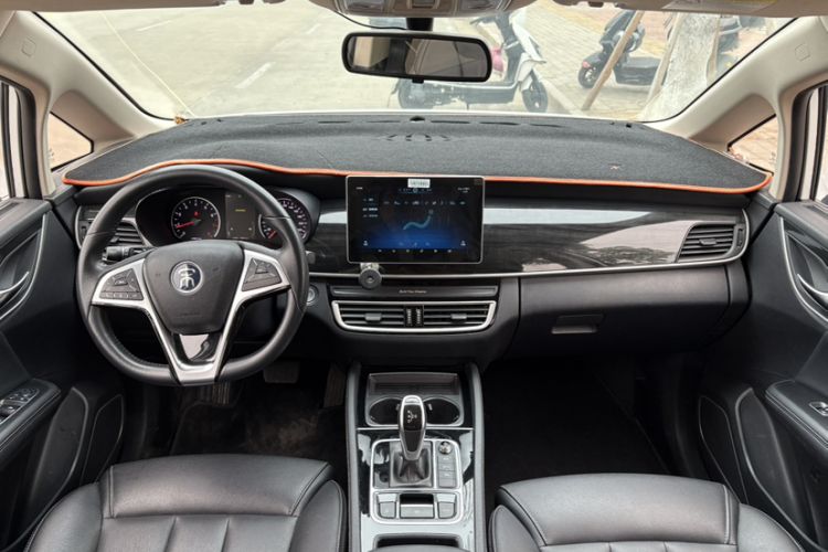 Used BYD Song MAX 2019 1.5T Automatic Smart Connect Ruiyi Sunroof Model 7 Seats China VI Standard