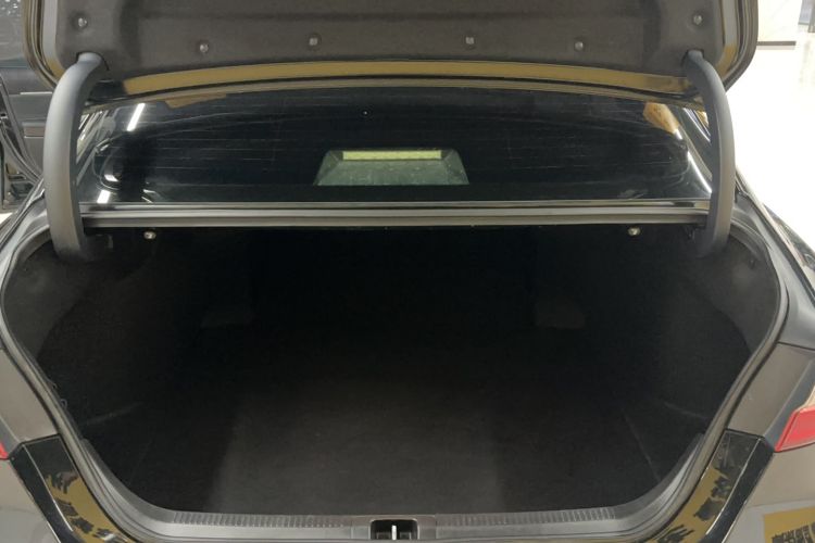 Used Toyota Camry 2019 Revised Version 2.0G Luxury Edition