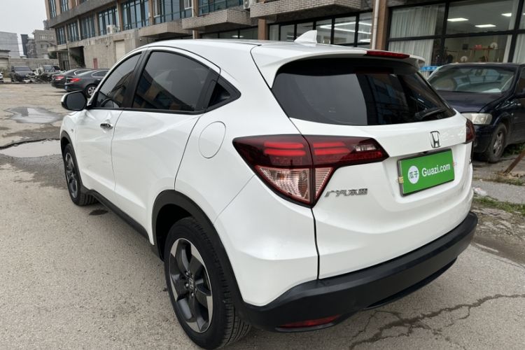 Used Honda Vezel 2017 1.8L CVT Front-Wheel Drive Pioneer Edition
