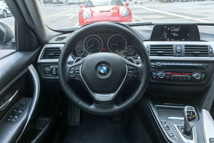 Used BMW 3 Series 2015 328Li Fashion Model