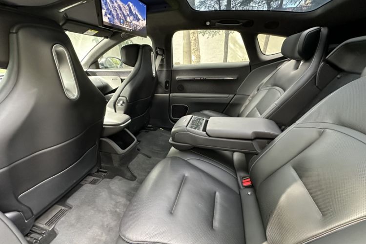 Used  12 2025 Ultra Extended-Range Edition
