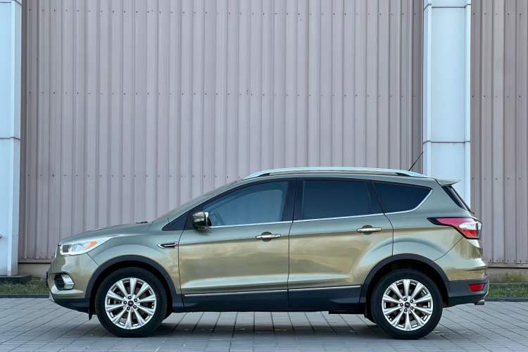 Used Ford Kuga 2017 EcoBoost 180 Four-Wheel Drive Luxury Wing Model
