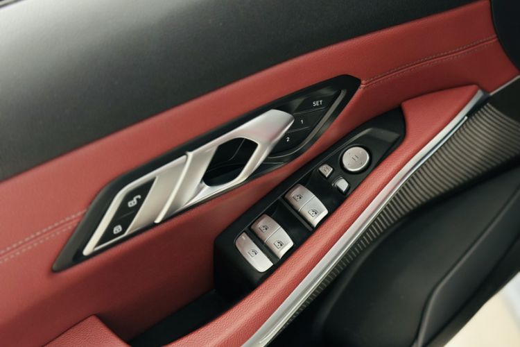 Used BMW i3 2022 eDrive 35 L
