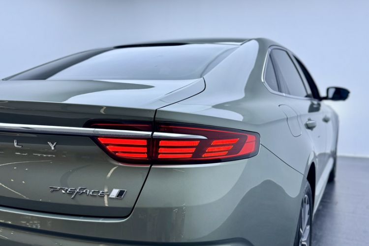 Used Geely Auto Preface 2023 1.5TD Fuyao Version
