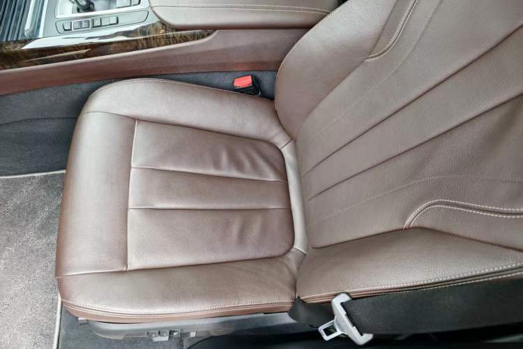 Used BMW X5 2018 xDrive28i
