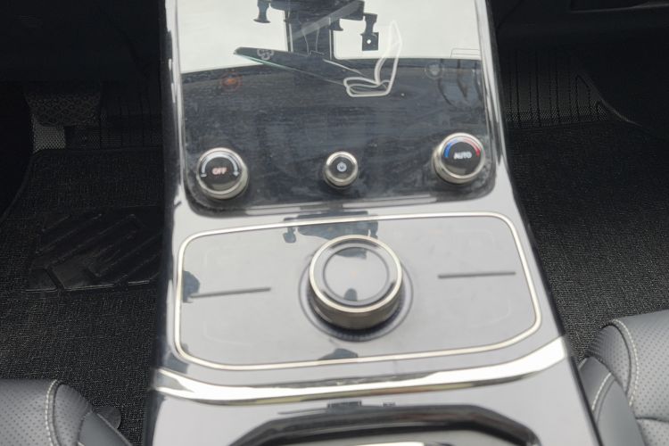 Used NETA U 2022 Zhi400 Pro Ternary Lithium
