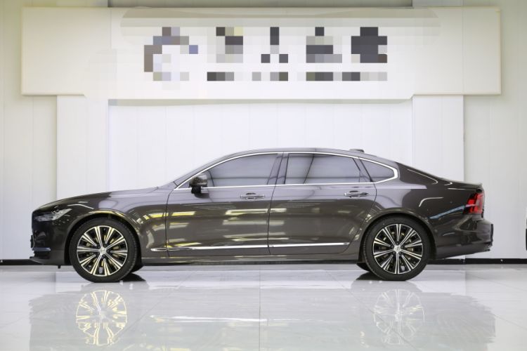 Used Volvo S90 2021 B5 Luxury Smart Edition

