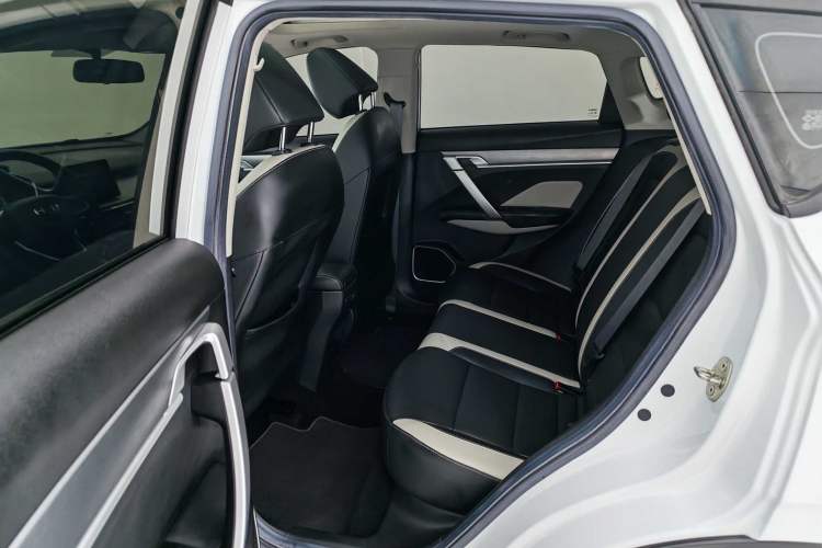 Used Geely Auto Coolray 2020 PRO 240T DCT Hunter
