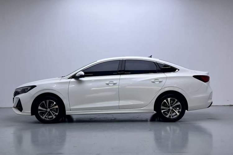 Used Changan Eado 2024 PLUS Blue Whale NE 1.4T GDI DCT High-Energy Edition
