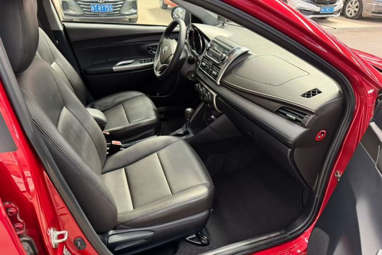 TDK.VehicleDetails.img