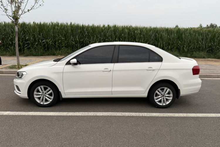 Used Volkswagen Jetta 2017 1.5L Automatic Comfort Model
