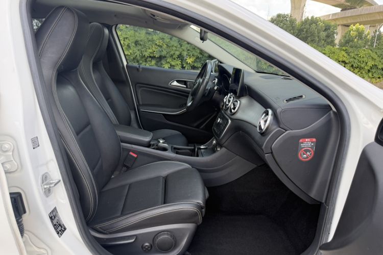 Used Mercedes-Benz GLA 2016 GLA 200 Fashion Model
