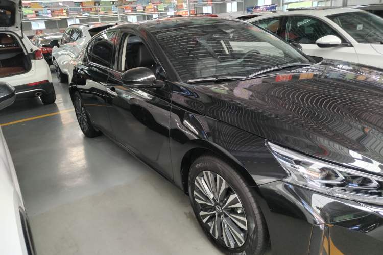 Used Nissan Teana 2022 2.0L XL-TLS Enjoyment Edition
