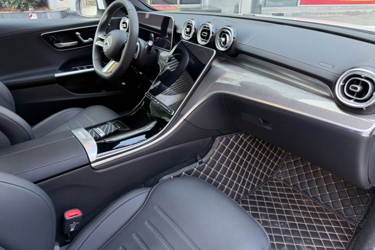 Used Mercedes-Benz C-Class 2025 Facelift C 260 L Sport Edition
