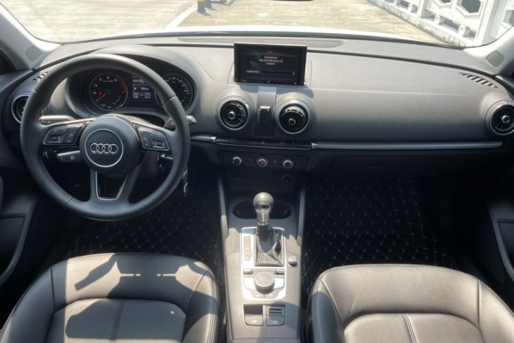 Used Audi A3 2020 Restyled Limousine 35 TFSI Ambition Version China VI
