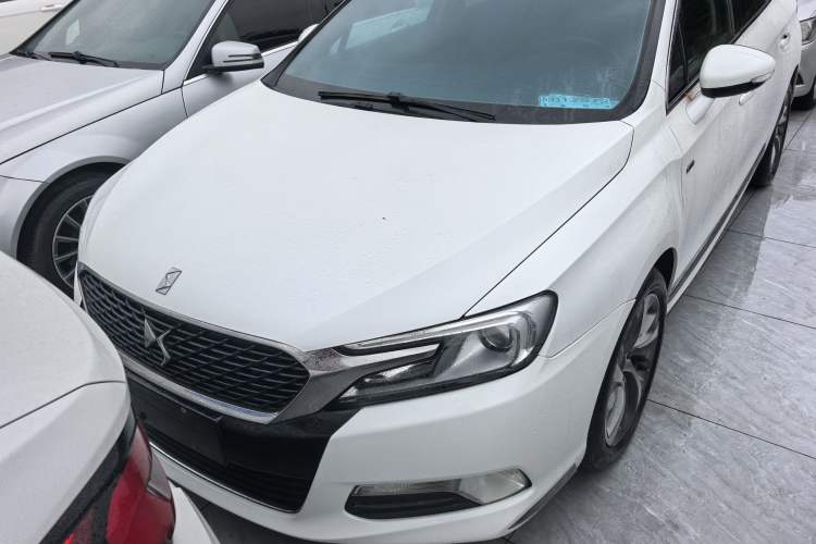 Used  5LS 2014 1.6T Luxury Edition THP160
