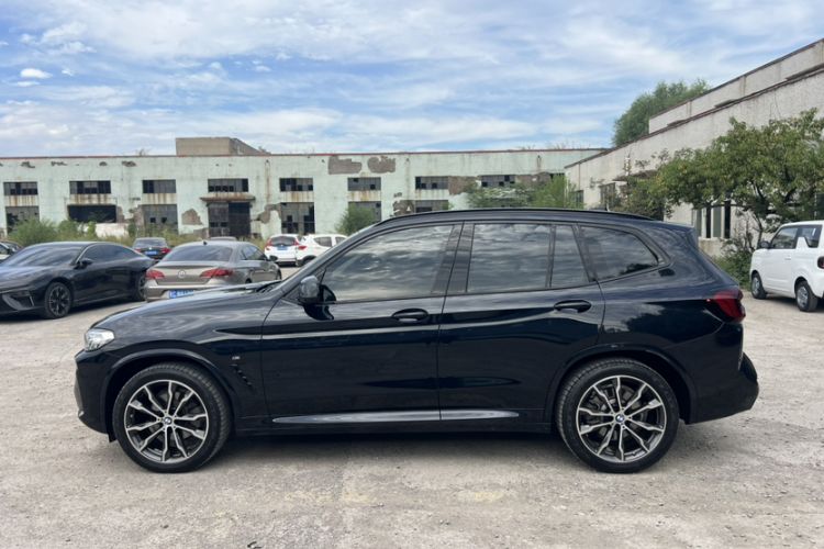 Used BMW X3 2022 Second Facelift xDrive30i Leading Edition M Night Sky Package
