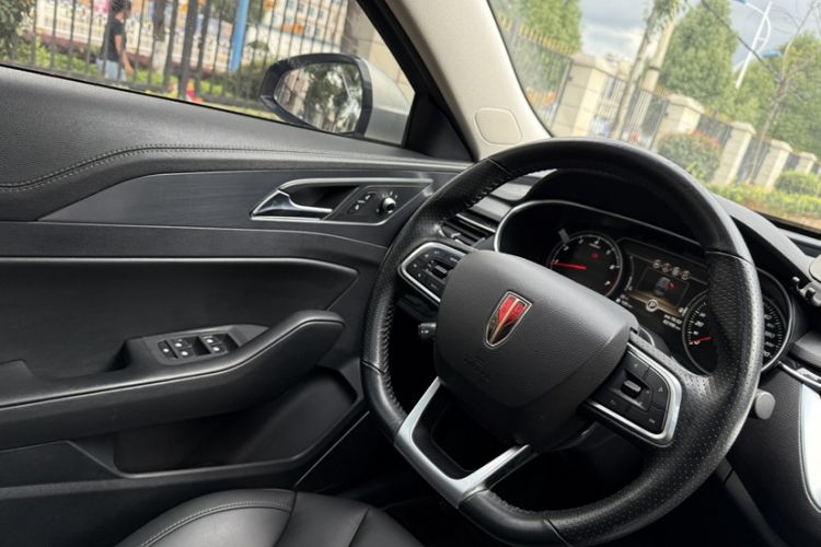 Used Hongqi H5 2022 Classic Model Facelift 1.5T DCT Qiyun Edition
