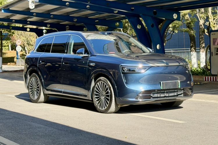 Used Hima AITO M8 2025 Extended-Range Ultra Version 53.4 kWh 5-Seater Edition