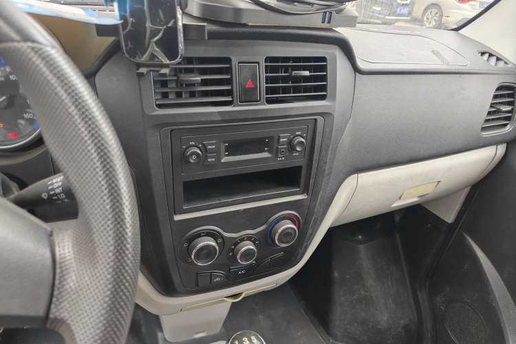 Used Karry Youjin 2019 1.5L Standard Van China VI Emission Standard Single-Row Extended Version DAM15KR
