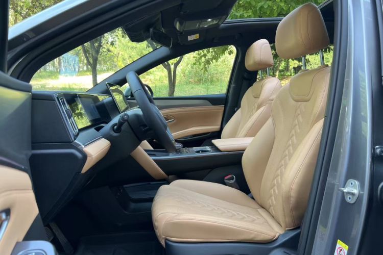 Used BYD Song L DM-i 2024 160km Beyond Edition
