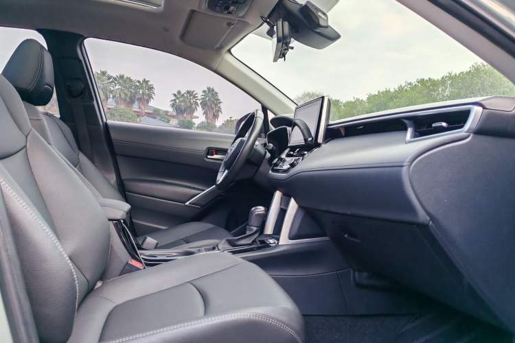 Used Toyota Corolla Cross 2022 2.0L Flagship Edition
