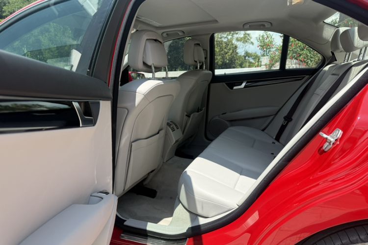 Used Mercedes-Benz C-Class 2013 C 180 Classic Grand Edition
