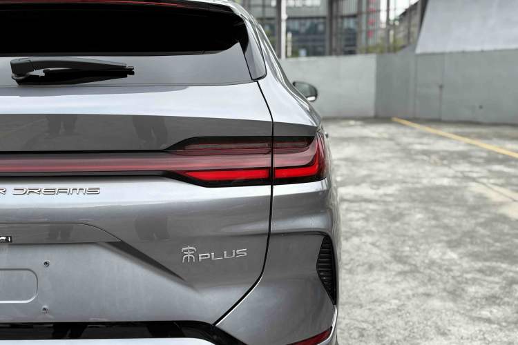 Used BYD Song PLUS New Energy 2024 HONOR Edition DM-i 110km Flagship Model
