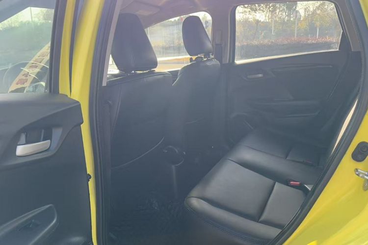 Used Honda Fit 2014 1.5L LX CVT Comfort Model
