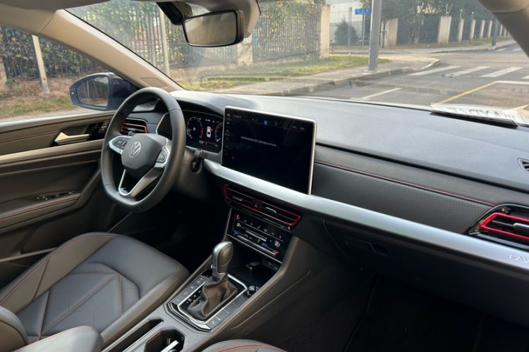 Used Volkswagen Lavida 2024 300TSI DSG Starry Sky Leading Edition
